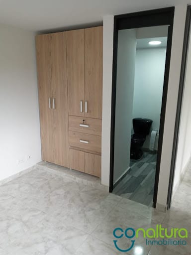 Apartamento de 2 alcobas en venta en Cabañas, Bello, 52 m² · foto 8 de 16