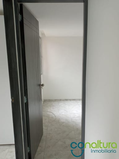Apartamento de 2 alcobas en venta en Cabañas, Bello, 52 m² · foto 10 de 16