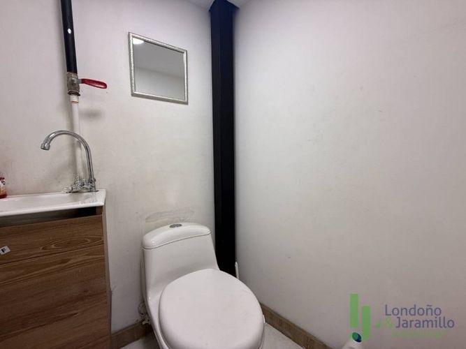 Local en venta en Los Colores, Medellín, 50 m² · foto 6 de 6