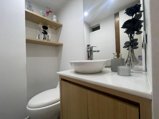 Apartaestudio en arriendo en El Poblado, Medellín, 53 m² · foto 8 de 12