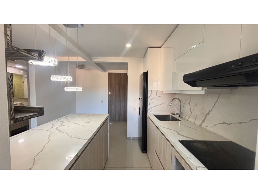 Apartamento en arriendo en San German, Medellín · foto 2 de 17