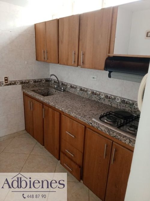 Edificio en venta en El Velodromo, Medellín · foto 3 de 17