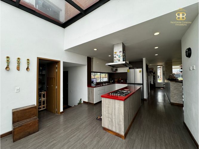 Casa de 5 alcobas en venta en Yerbabuena, Sopó, 458 m² · foto 11 de 24