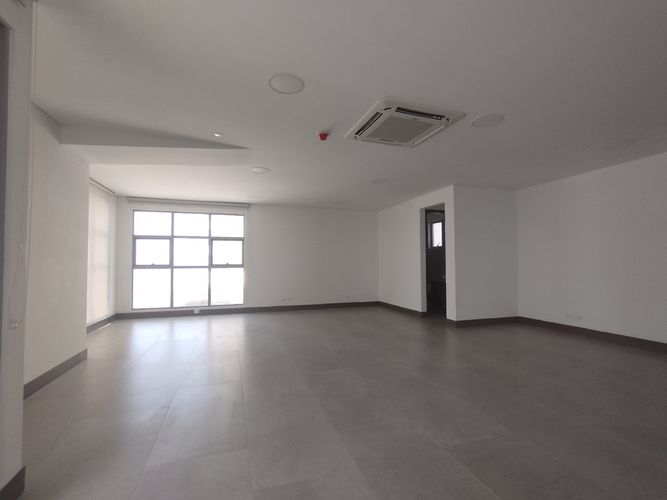 Oficina en arriendo en Bocagrande, Cartagena, 63 m² · foto 3 de 9
