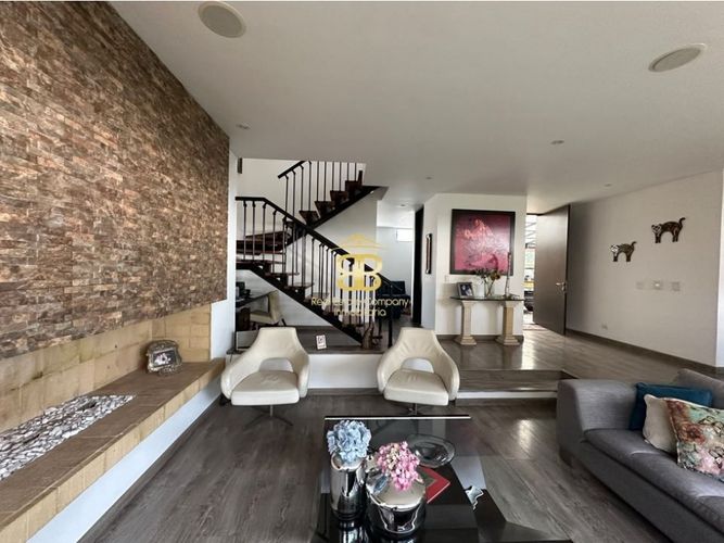 Casa de 3 alcobas en venta en Cerca De Piedra, Cajicá, 262 m² · foto 8 de 24