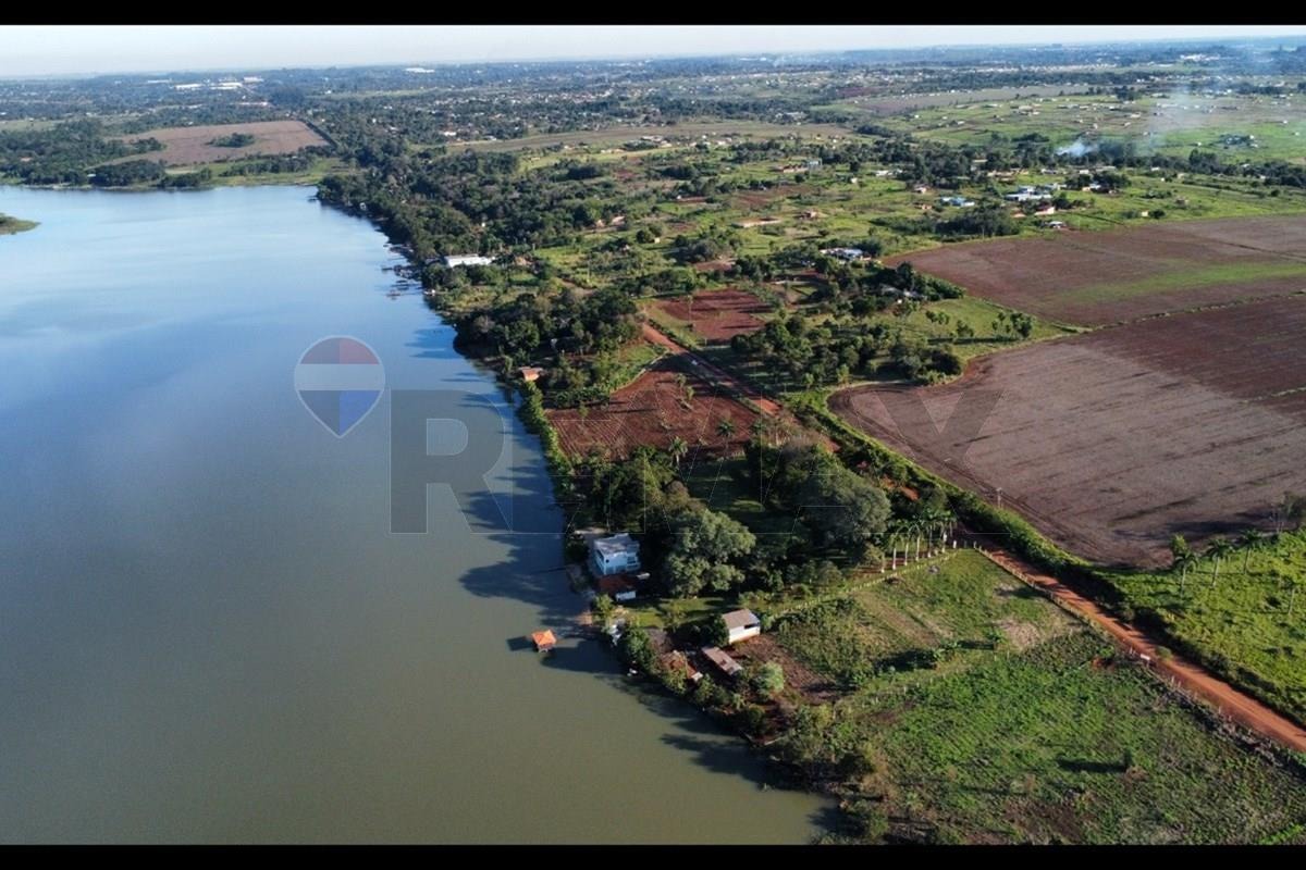 AMPLIO TERRENO LINDANDO CON RÍO ACARAY - CIUDAD DEL ESTE EN VENTA (9.287 M2) — foto 2