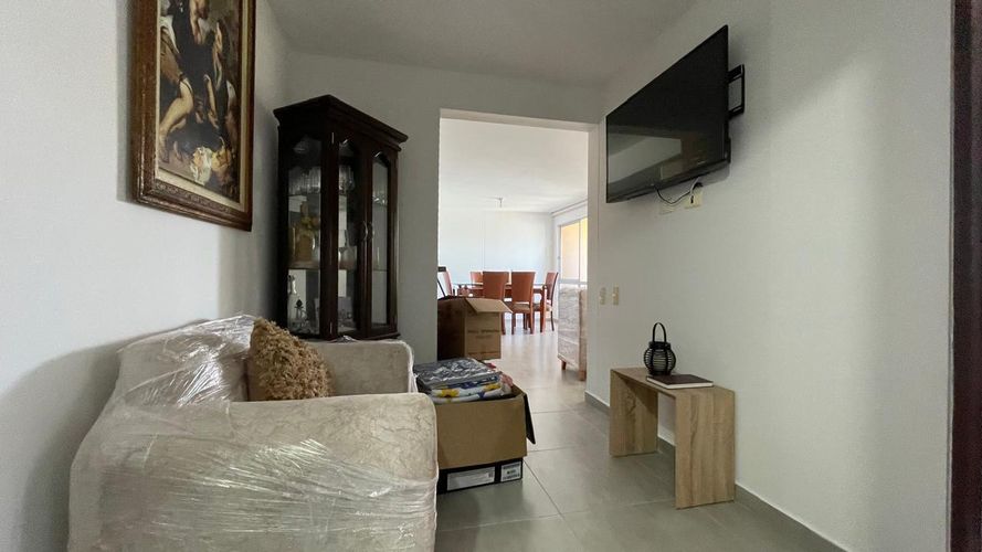Apartamento de 3 alcobas en venta en Urbanizacion Gaira, Floridablanca, 81 m² · foto 10 de 17