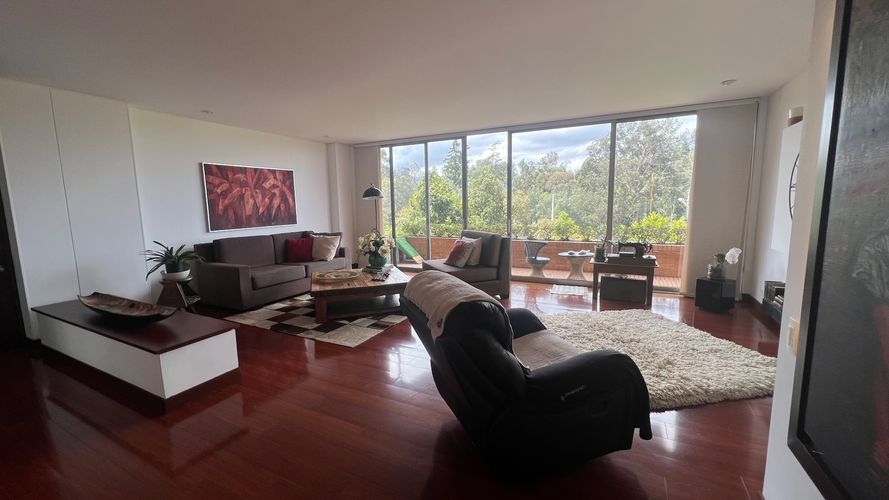 Apartamento en venta en Lindaraja, Bogotá · foto 7 de 24