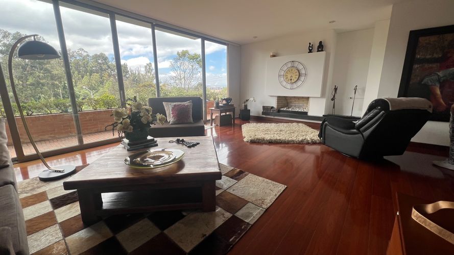 Apartamento en venta en Lindaraja, Bogotá · foto 6 de 24