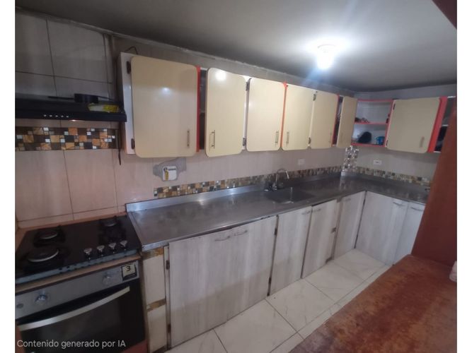 Casa de 4 alcobas en venta en La Candelaria, Medellín, 180 m² · foto 12 de 17