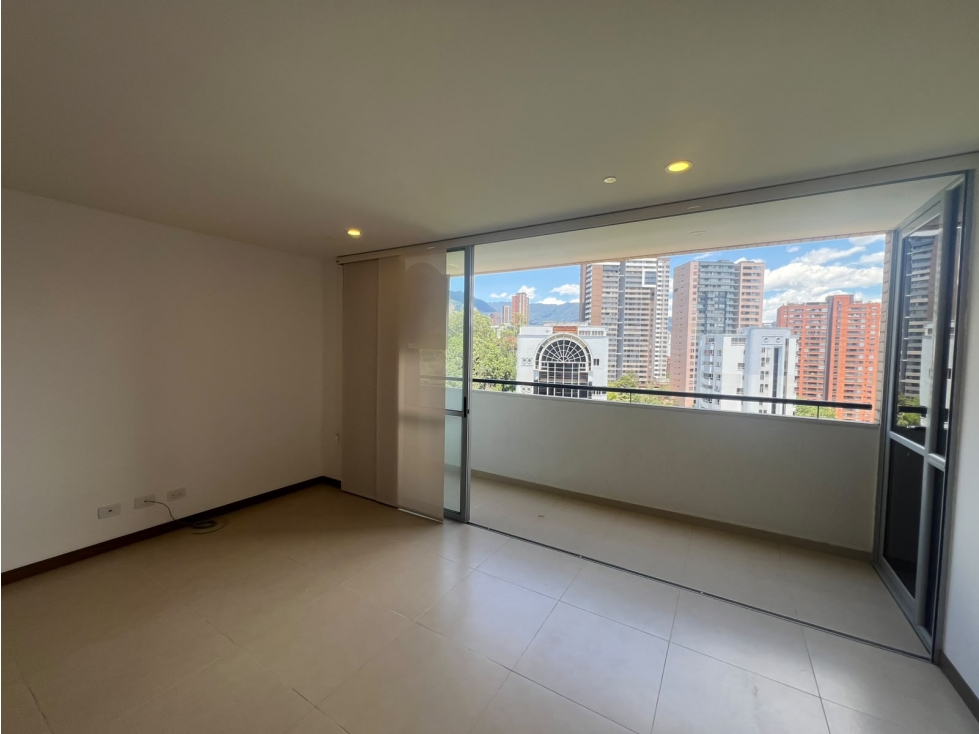 Apartaestudio en Arriendo en Loma de los Gonzalez, Medellín