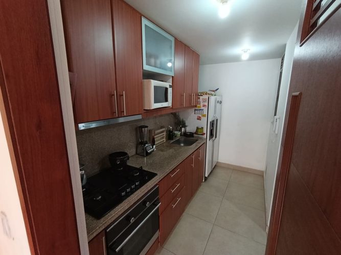 Apartamento de 3 alcobas en venta en Gratamira, Bogotá, 87 m² · foto 6 de 24