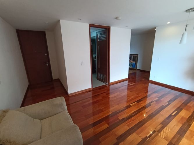 Apartamento de 3 alcobas en venta en Gratamira, Bogotá, 87 m² · foto 7 de 24