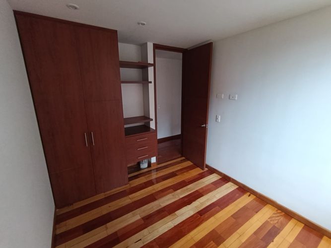 Apartamento de 3 alcobas en venta en Gratamira, Bogotá, 87 m² · foto 10 de 24