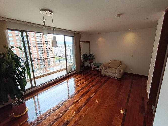 Apartamento de 3 alcobas en venta en Gratamira, Bogotá, 87 m² · foto 11 de 24