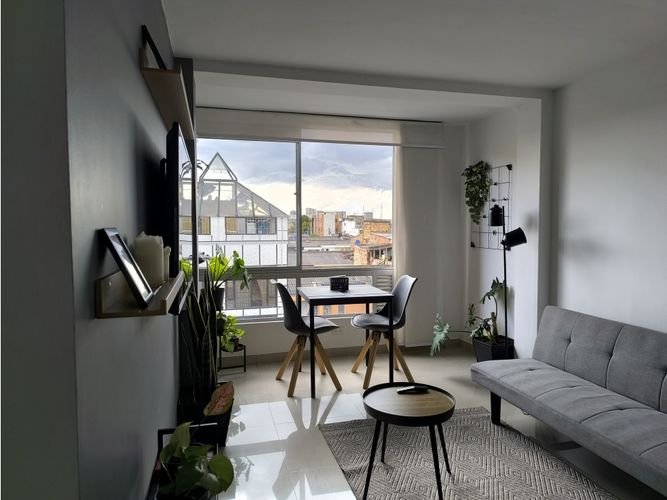 Apartamento de 2 alcobas en venta en San Francisco, Bogotá, 39 m² · foto 2 de 11
