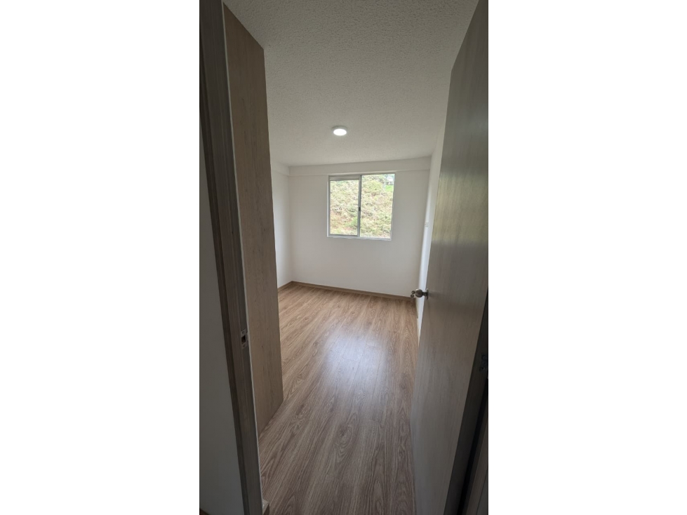 Apartamento en arriendo en Fontibon, Rionegro · foto 7 de 15