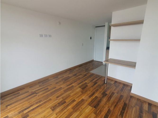 Apartamento en venta en Fontibon, Bogotá · foto 2 de 16