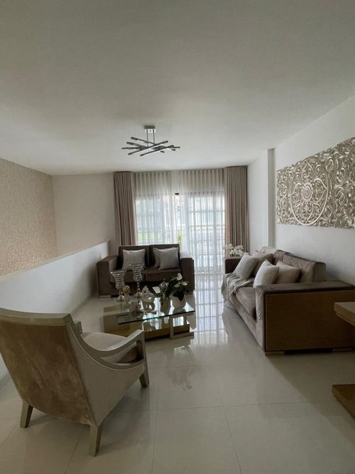 Casa de 6 alcobas en venta en Prados Del Norte, Cali, 298 m² · foto 11 de 24