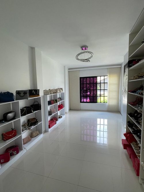 Casa de 6 alcobas en venta en Prados Del Norte, Cali, 298 m² · foto 14 de 24