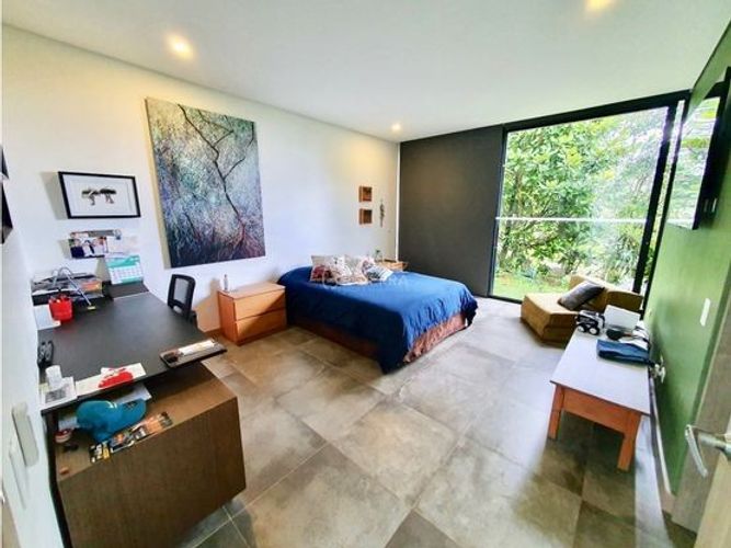 Finca en venta en El Retiro, 18500 m² · foto 2 de 24