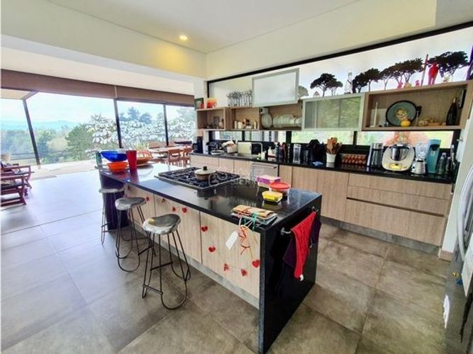 Finca en venta en El Retiro, 18500 m² · foto 6 de 24