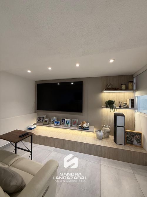 Casa de 4 alcobas en venta en Cañaveral, Floridablanca, 320 m² · foto 4 de 24