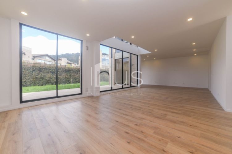 Casa de 3 alcobas en venta en Canelon, Cajicá, 176 m² · foto 2 de 24