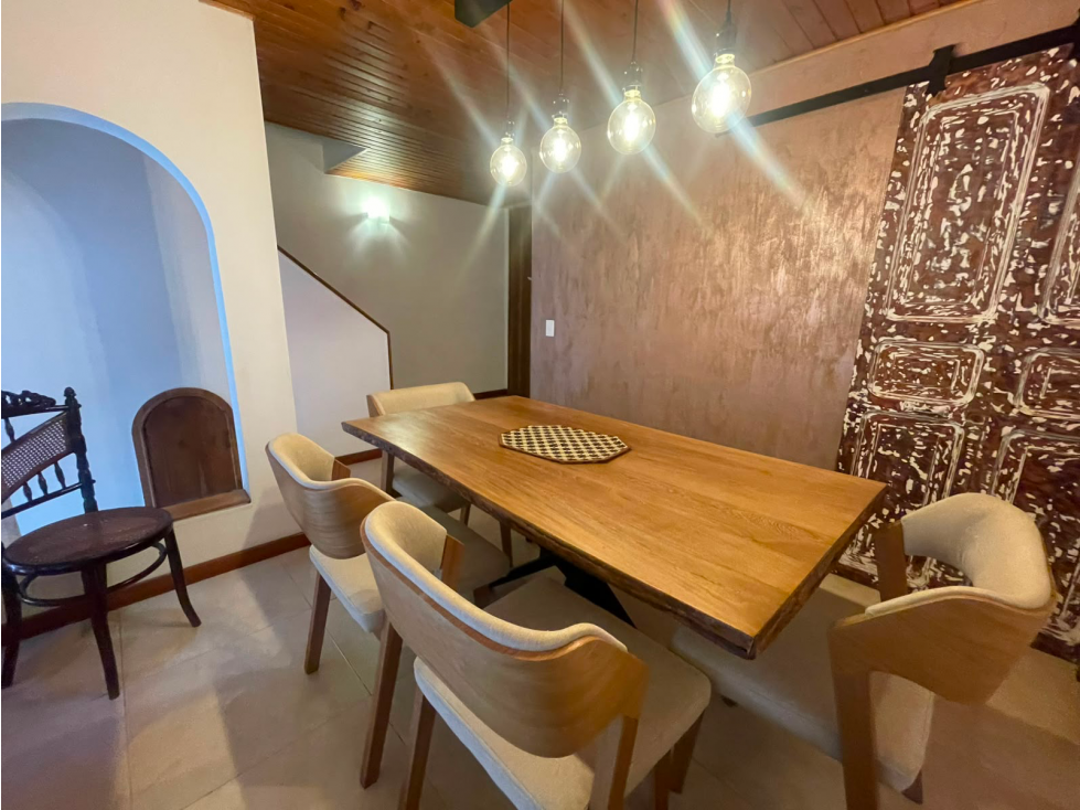Casa en venta en Chicó Navarra, Bogotá · foto 4 de 23