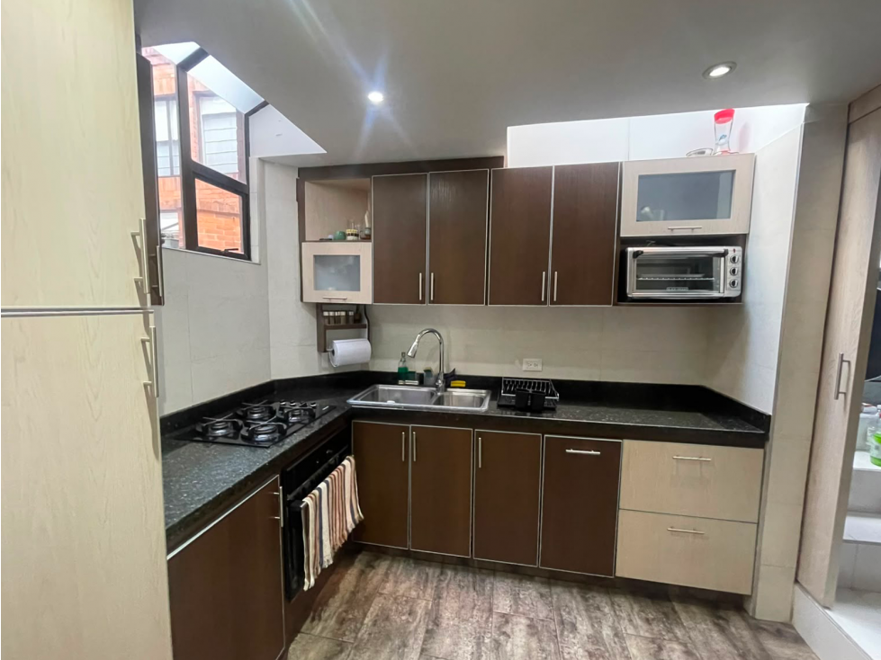 Casa en venta en Chicó Navarra, Bogotá · foto 8 de 23