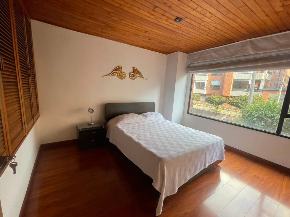 Casa en venta en Chicó Navarra, Bogotá · foto 12 de 23
