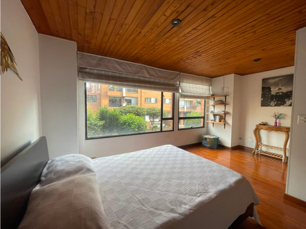 Casa en venta en Chicó Navarra, Bogotá · foto 13 de 23