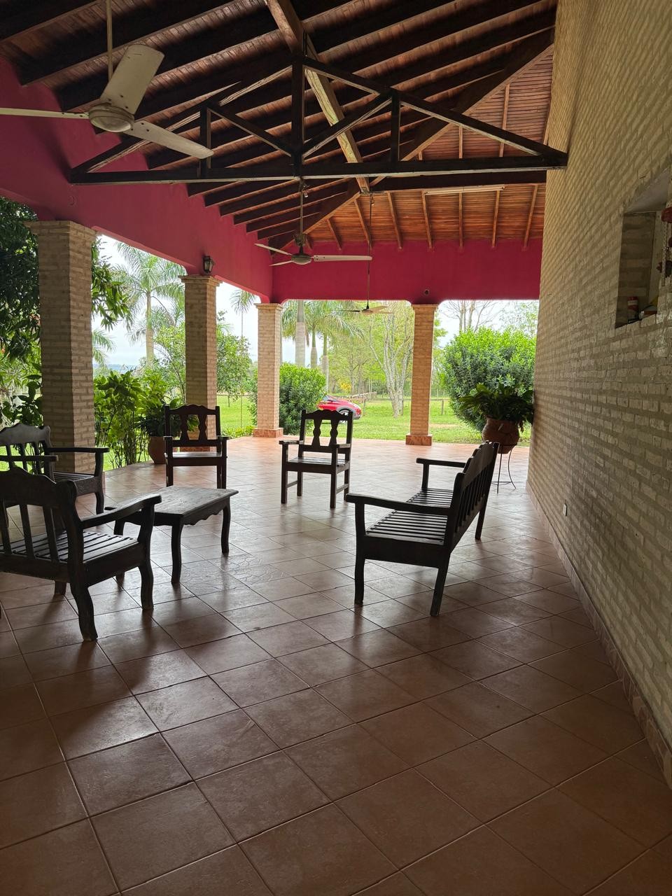 SE VENDE EN NUEVA ITALIA: EXCEPCIONAL GRANJA DE 10 HECTÁREAS, TOTALMENTE EQUIPADA Y CON UBICACIÓN PRIVILEGIADA. - foto 4