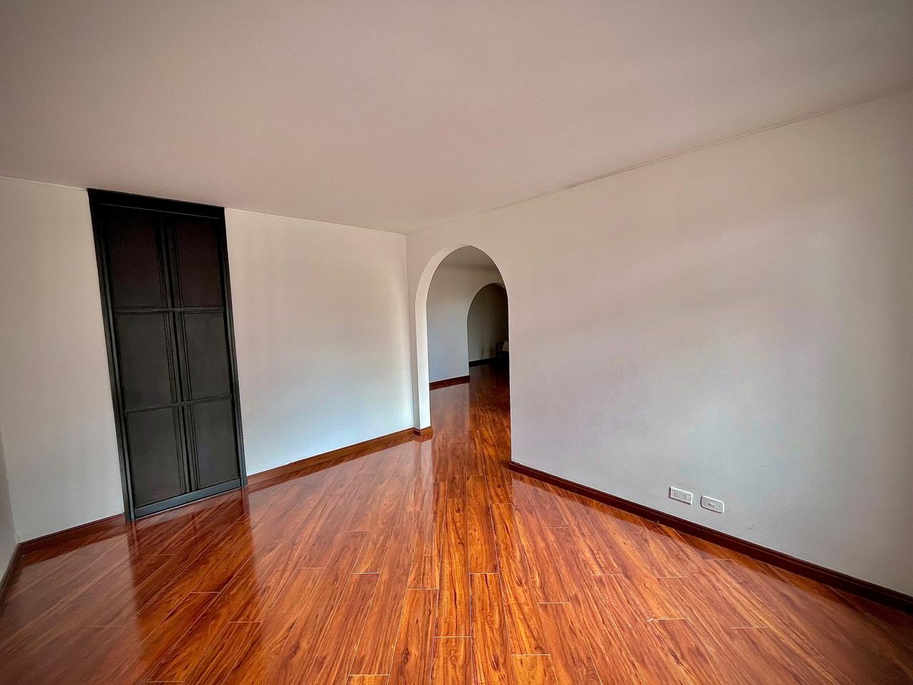 Apartamento en venta en Santa Barbara, Bogotá · foto 6 de 24