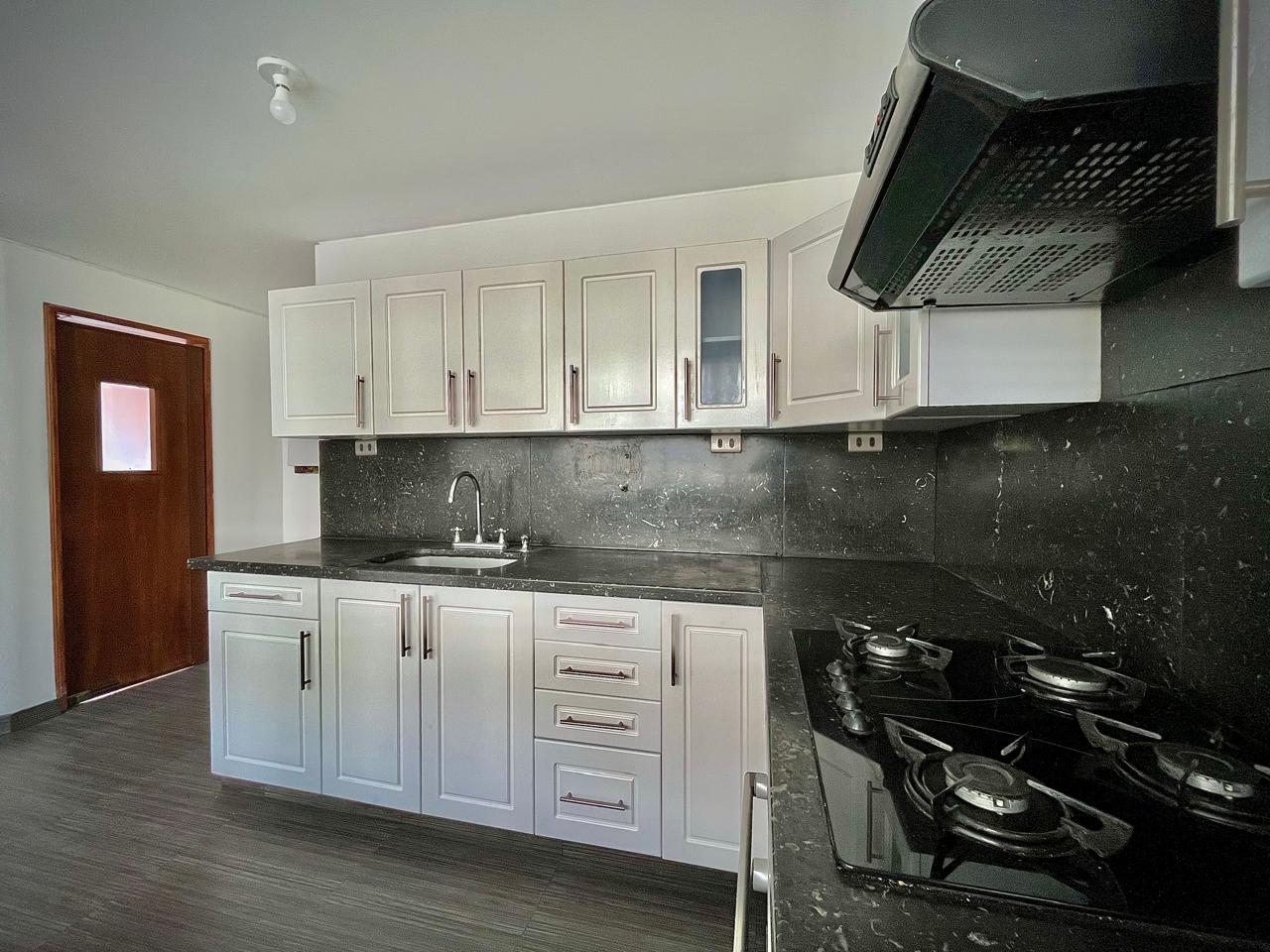 Apartamento en venta en Santa Barbara, Bogotá · foto 13 de 24
