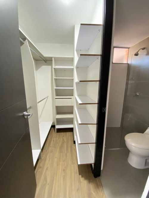 Apartamento de 3 alcobas en venta en Loma De Las Brujas, Envigado, 150 m² · foto 12 de 15