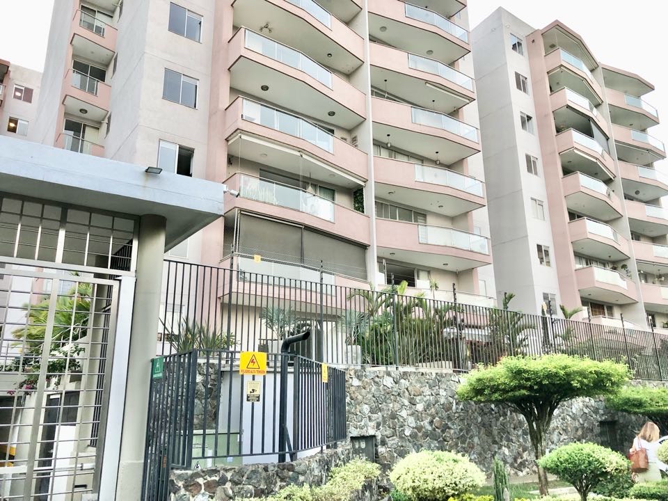 Apartamento en Venta en Bellavista, Cali