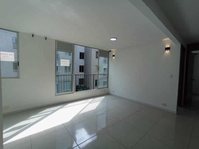 Apartamento de 2 alcobas en venta en Cr Las Flores Del Campestre I, Palmira, 50 m² · foto 10 de 24