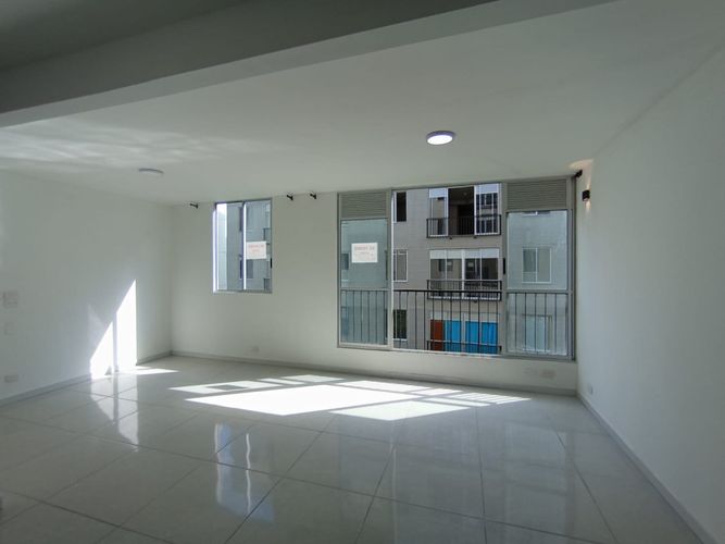 Apartamento de 2 alcobas en venta en Cr Las Flores Del Campestre I, Palmira, 50 m² · foto 12 de 24