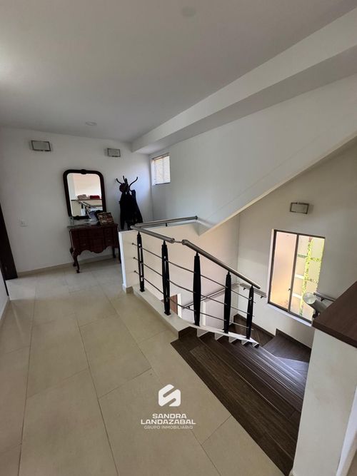 Casa de 5 alcobas en venta en Lagos Del Cacique, Bucaramanga, 370 m² · foto 23 de 24