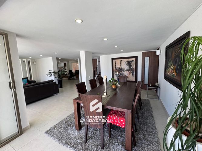 Casa de 5 alcobas en venta en Lagos Del Cacique, Bucaramanga, 370 m² · foto 13 de 24