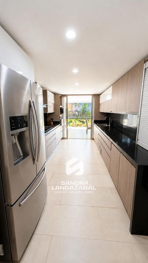 Casa de 5 alcobas en venta en Lagos Del Cacique, Bucaramanga, 370 m² · foto 17 de 24