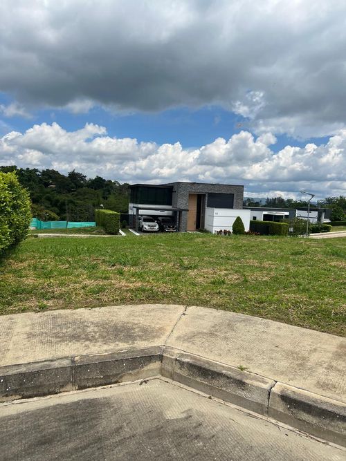 Lote en venta en Ruitoque Condominio, Floridablanca, 674 m² · foto 2 de 8