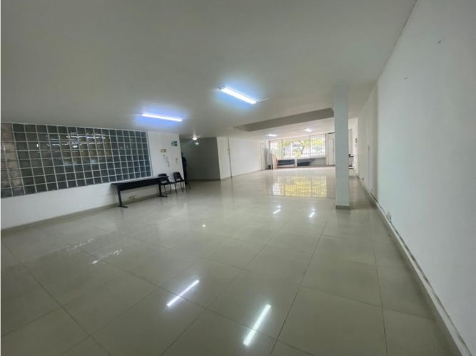 Oficina en arriendo en La Candelaria, Medellín, 157 m² · foto 3 de 24