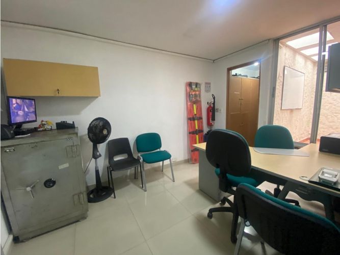 Oficina en arriendo en La Candelaria, Medellín, 157 m² · foto 15 de 24