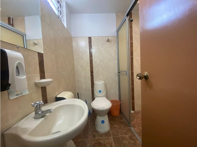 Oficina en arriendo en La Candelaria, Medellín, 157 m² · foto 16 de 24
