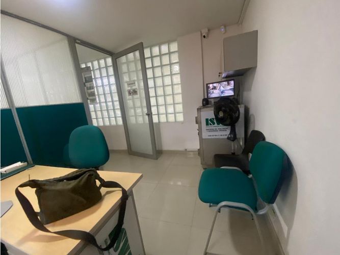 Oficina en arriendo en La Candelaria, Medellín, 157 m² · foto 17 de 24