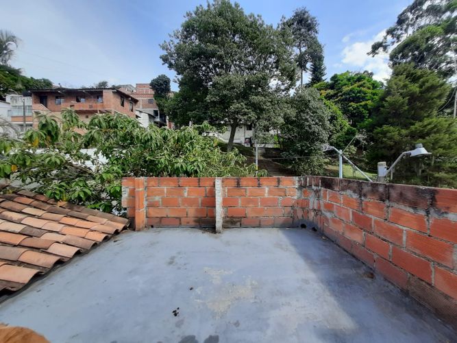 Casa de 3 alcobas en venta en Cucaracho, Medellín, 60 m² · foto 16 de 19