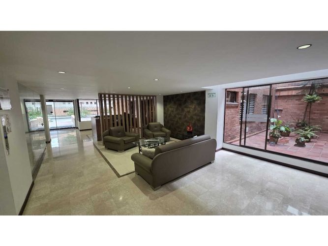 Apartamento de 2 alcobas en venta en Santa Barbara, Bogotá, 152 m² · foto 18 de 20