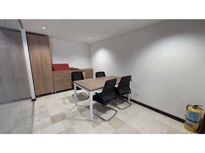 Apartamento de 2 alcobas en venta en Santa Barbara, Bogotá, 152 m² · foto 20 de 20